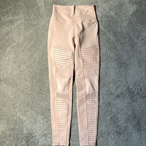 alo leggings